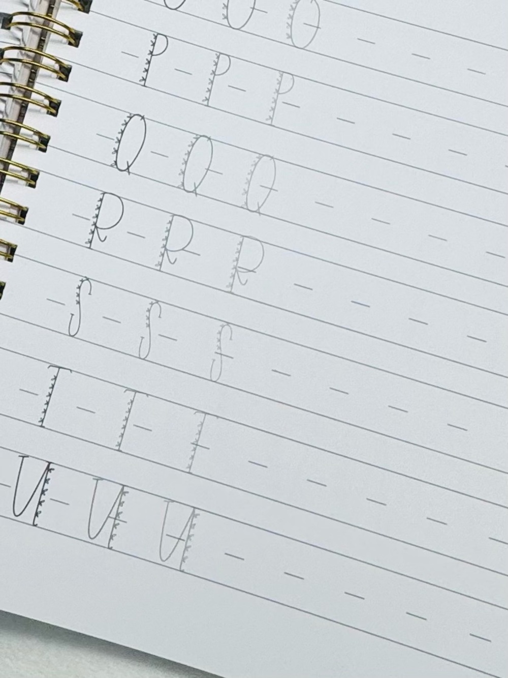 Hand Lettering 201 Intermediate Lettering + Design Basics - White & Gold - Picture 4 of 11